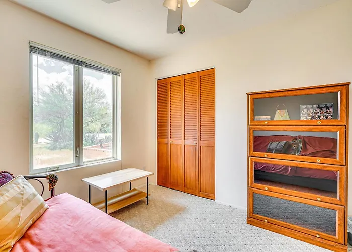 Holiday home Peaceful W/ Pool: 10 Mi To Downtown!